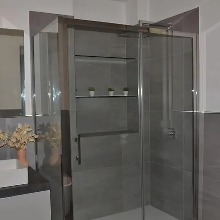 Little Loft 39 *
